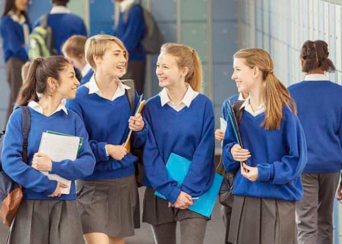 La llibertat d'educar: família, religió i pluralisme davant la uniformitat