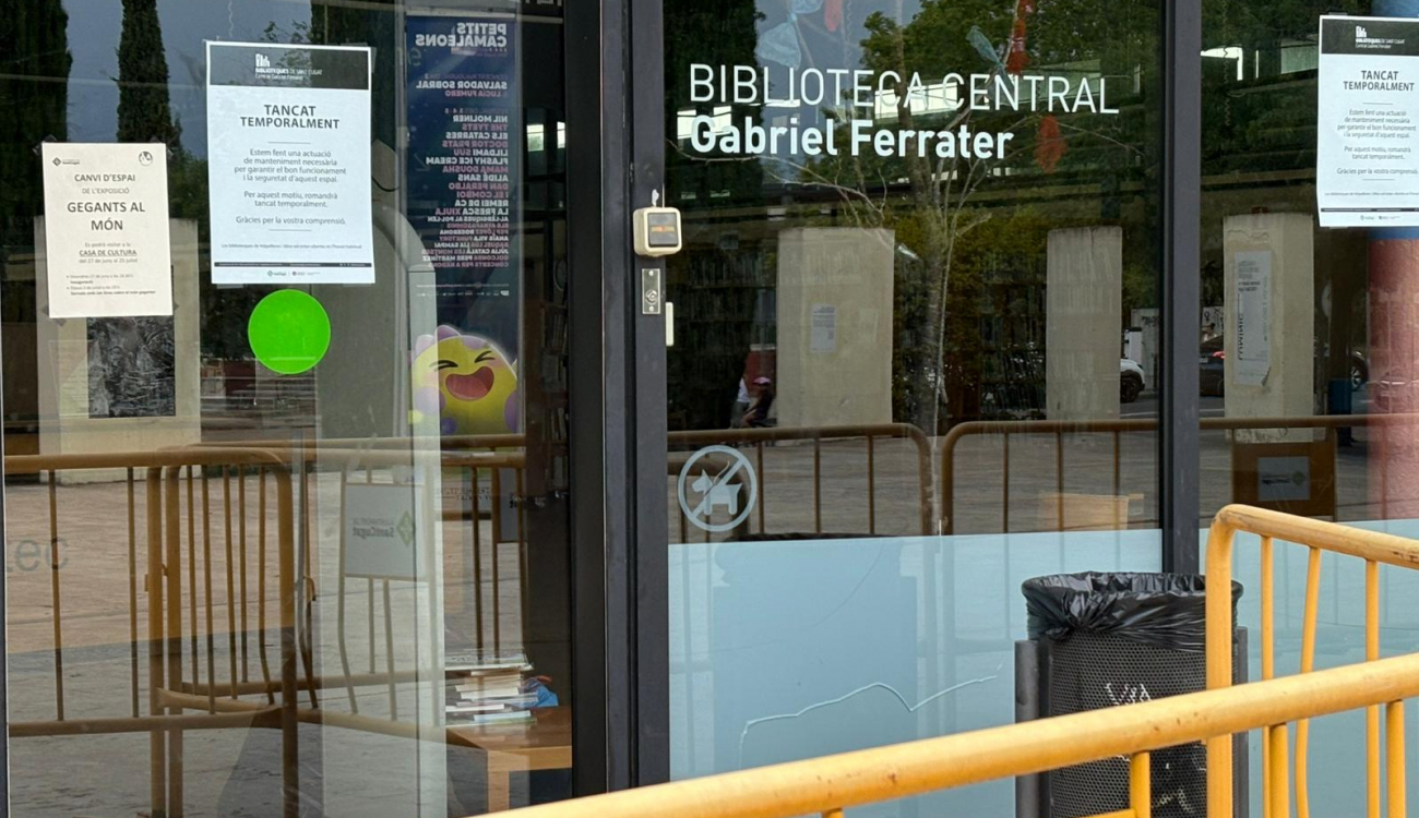 La paradoxa de les biblioteques: milions per al futur, problemes sense resoldre al present